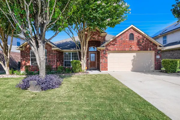 1009 N Ash Cv, Hutto, TX 78634