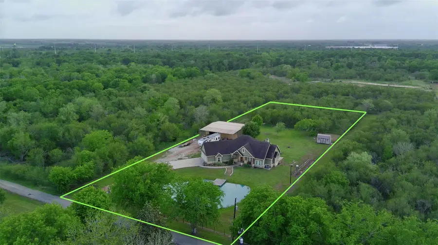 2015 Skrivanek Rd, Sealy, TX 77474 - #2