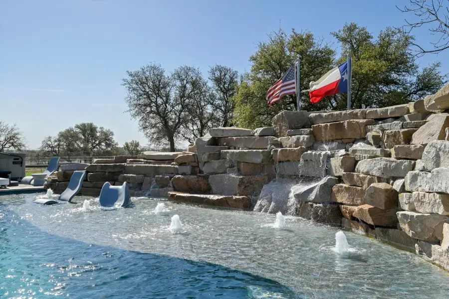 6600 State Highway 71, Llano, TX 78643 - Image #2