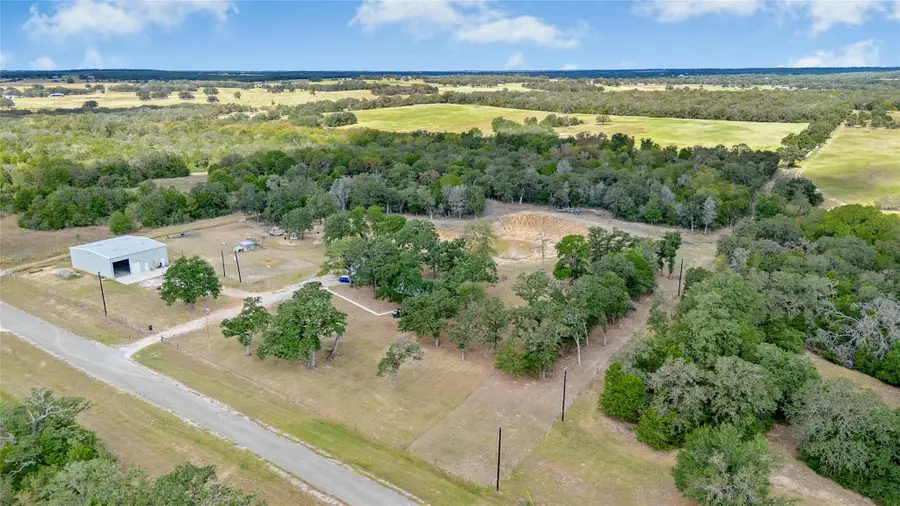 1498 County Road 313, Lexington, TX 78947 - Image #2