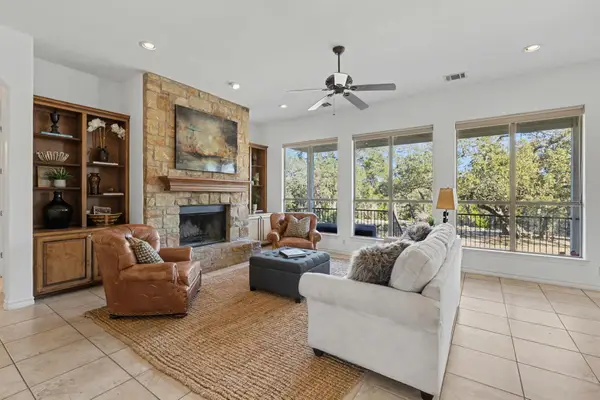 301 Sundance Trl, Dripping Springs, TX 78620