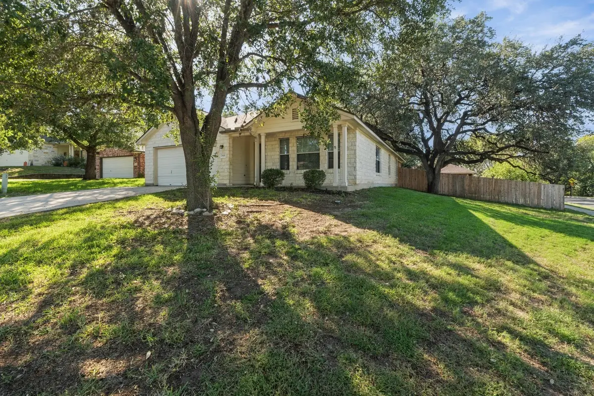 1901 Idlewilde Run Dr, Austin, TX 78744 - #1