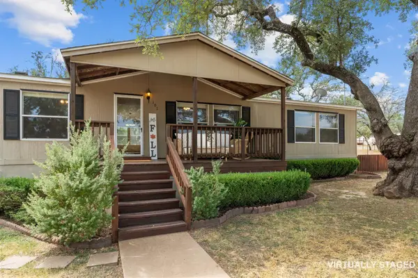 101 Creedmore Dr, Liberty Hill, TX 78642