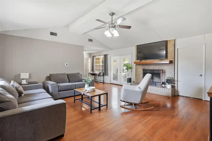 1609 Tammi Ln, Taylor, TX 76574 - #3