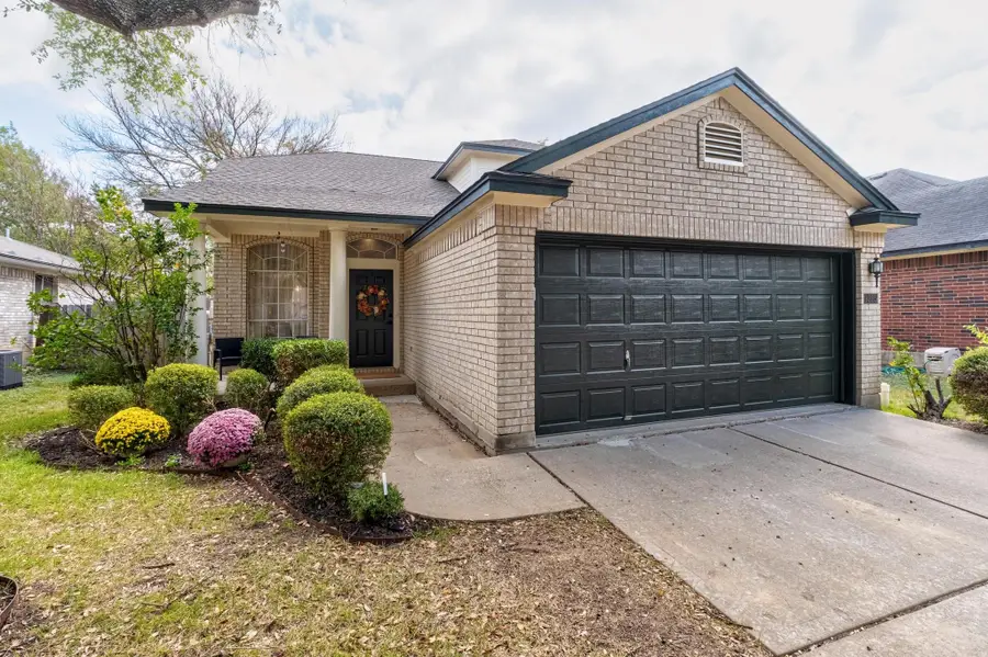 9325 Linkmeadow Dr, Austin, TX 78748 - Image #3