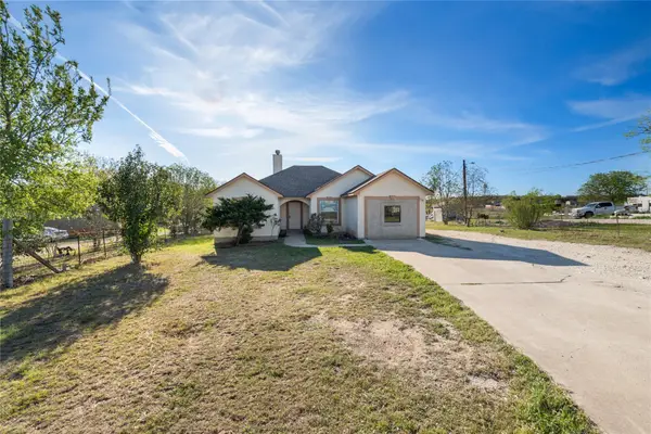 135 Petirrojo Ct, Del Valle, TX 78617