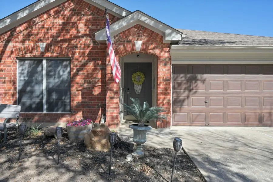 16919 Copperhead Dr, Round Rock, TX 78664 - Image #2