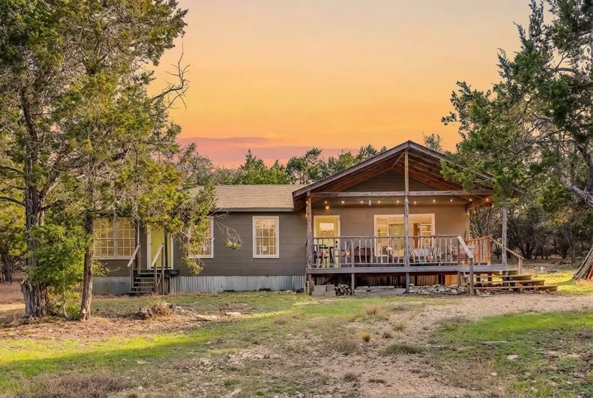 802 Lonesome Trl, Driftwood, TX 78619 - #1