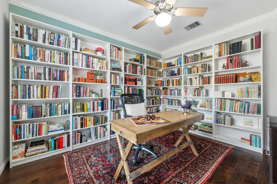 4223 Kingsburg Dr, Round Rock, TX 78681 - #3