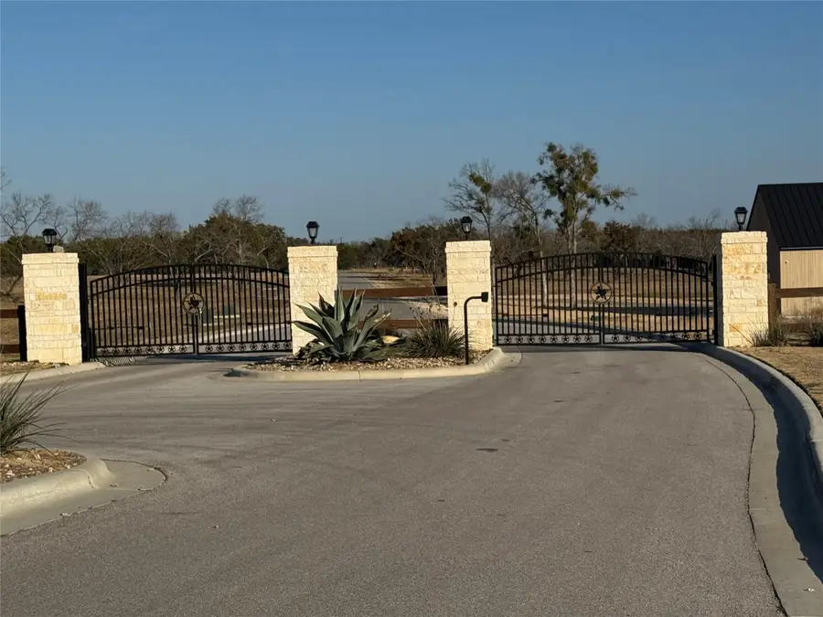 41 Hawthorne Ln, Spicewood, TX 78669 - #3