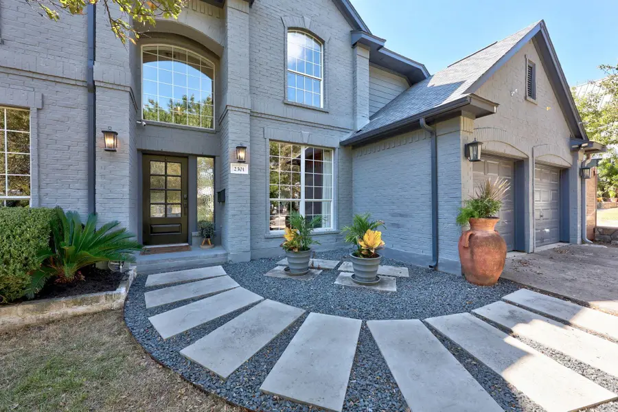 2301 Horn Ln, Austin, TX 78703 - Image #2
