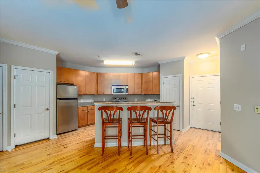 2502 Leon St #305, Austin, TX 78705 - #3