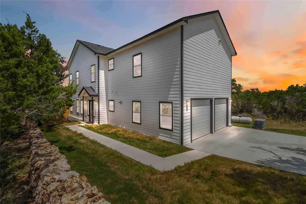 27 Pueblo Trl, Wimberley, TX 78676 - Image #1