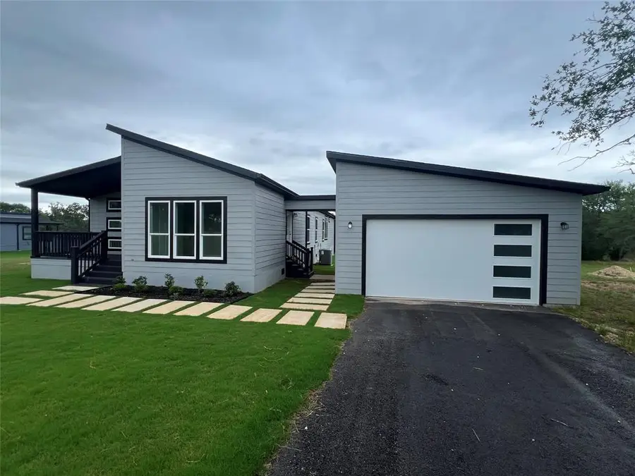 850 Chamberlin Rd, Dale, TX 78616 - Image #2