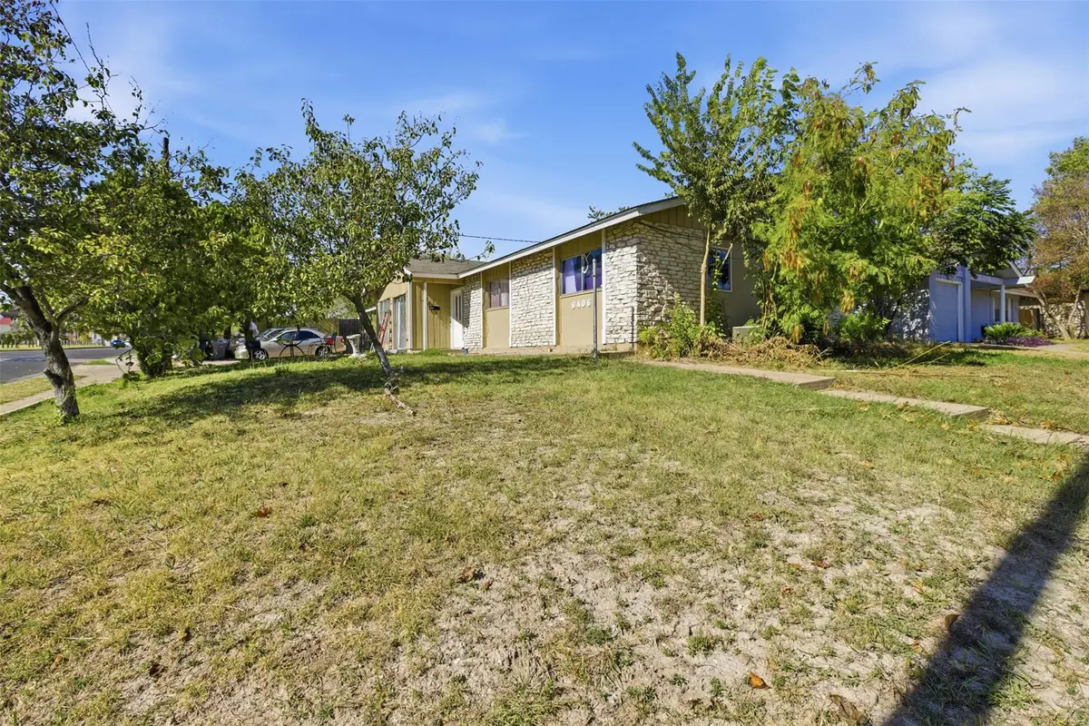 8406 Maine Dr, Austin, TX 78758 - Image #1