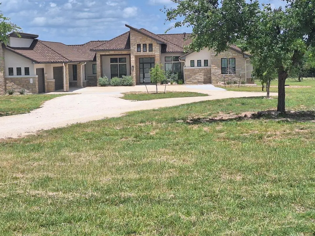 120 NW Strada Luca Nw, Florence, TX 76527 - Image #1