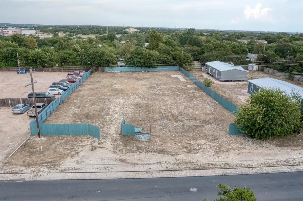 1004 S West Dr, Leander, TX 78641 - Image #1