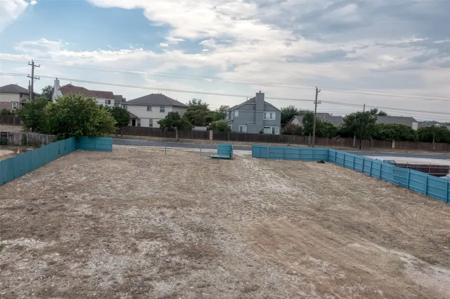 1004 S West Dr, Leander, TX 78641 - Image #3