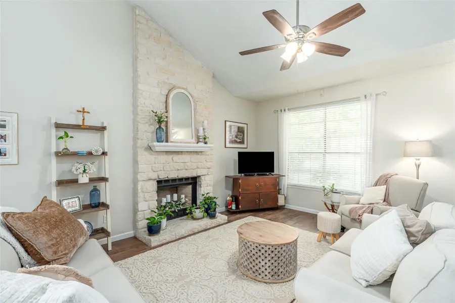 536 Tanner Trl, Pflugerville, TX 78660 - Image #3