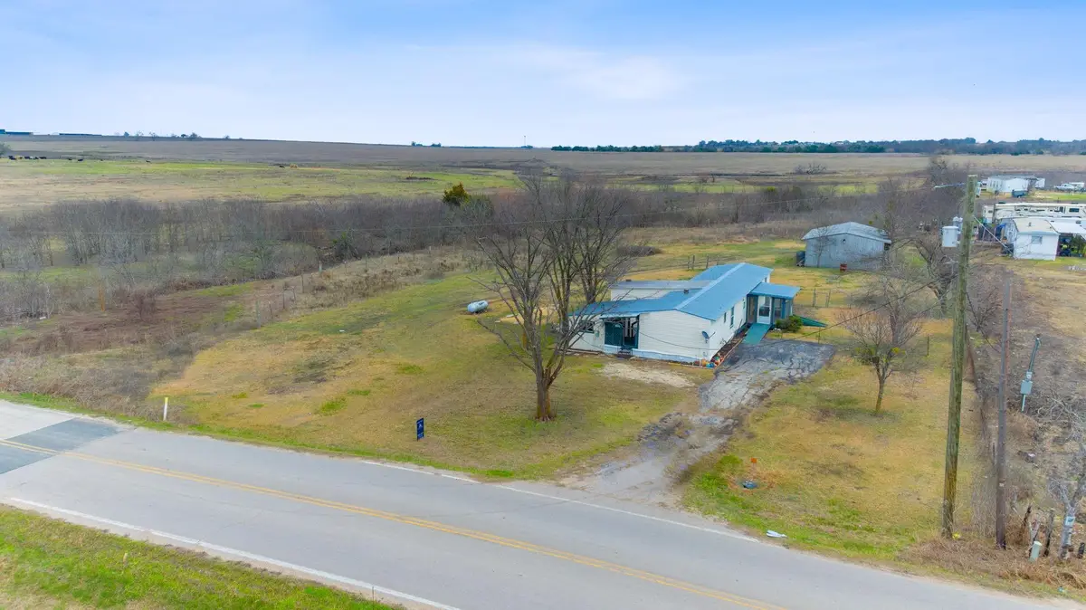 20601 Cameron Rd, Coupland, TX 78615 - #1