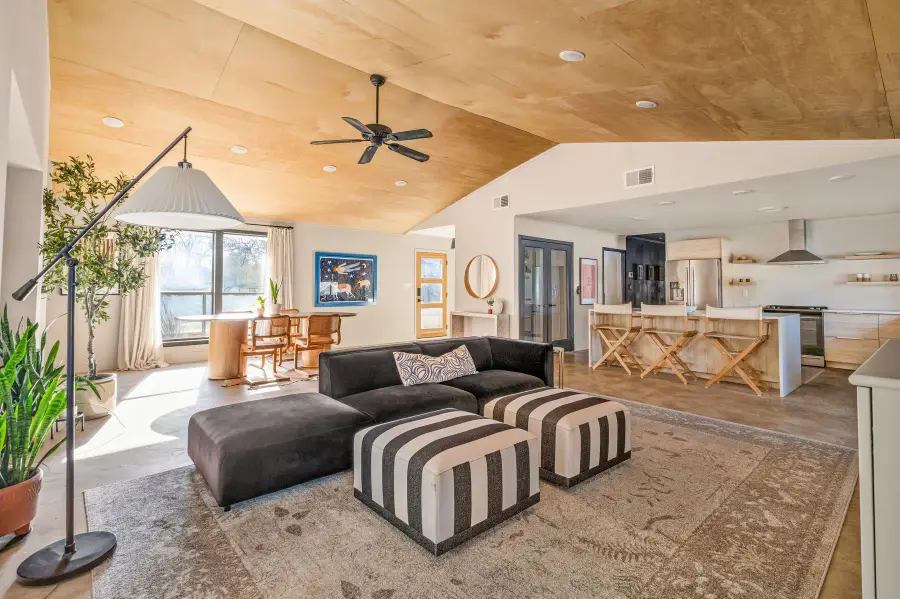 510 Thousand Oaks Dr, Cedar Creek, TX 78612 - #2