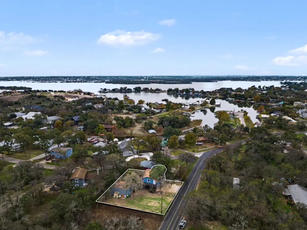 902 Prairie Creek Rd, Granite Shoals, TX 78654 - Image #1