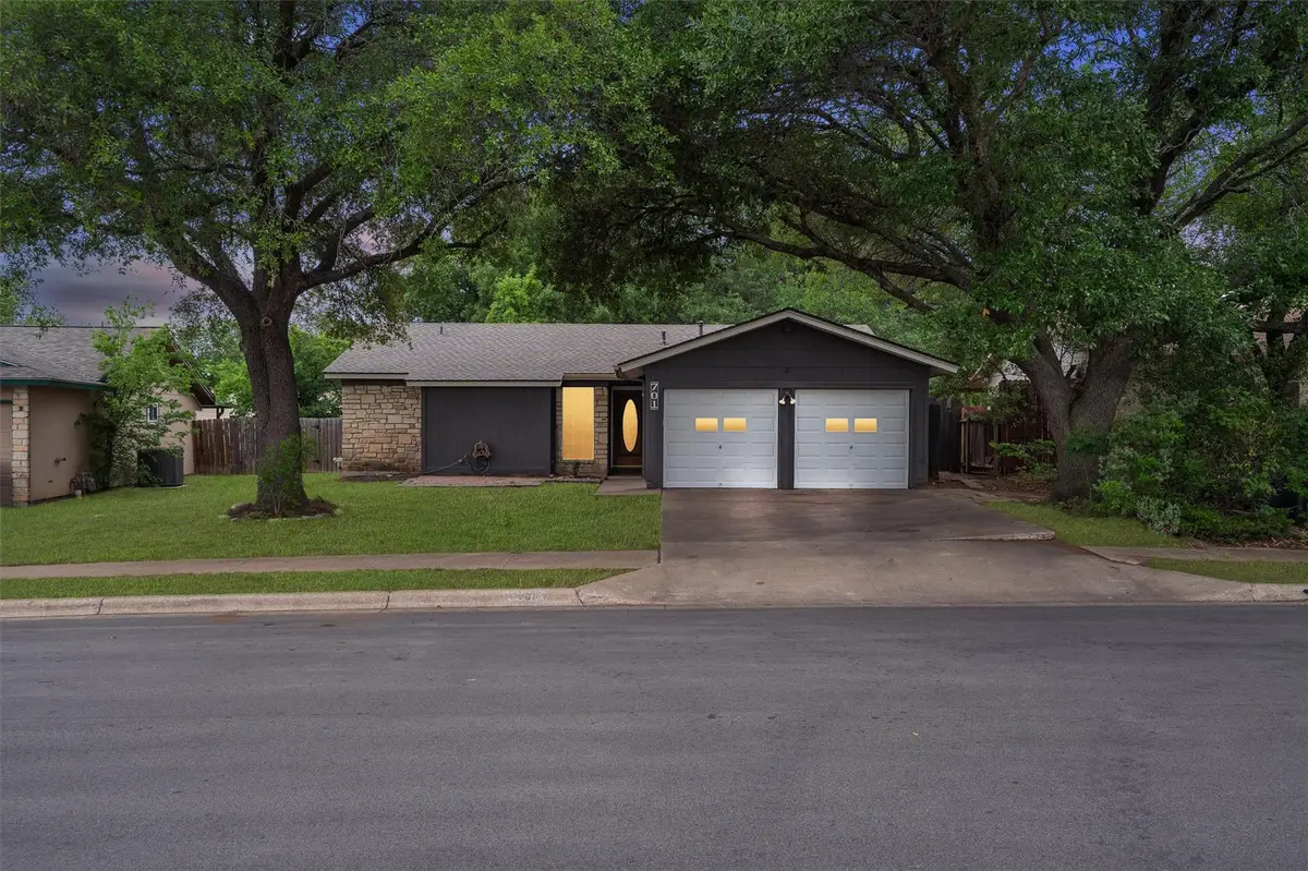 701 Riverwood Dr, Cedar Park, TX 78613 - #1