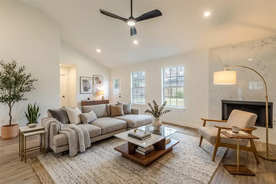 119 W Kikipua Ln, Bastrop, TX 78602 - #2