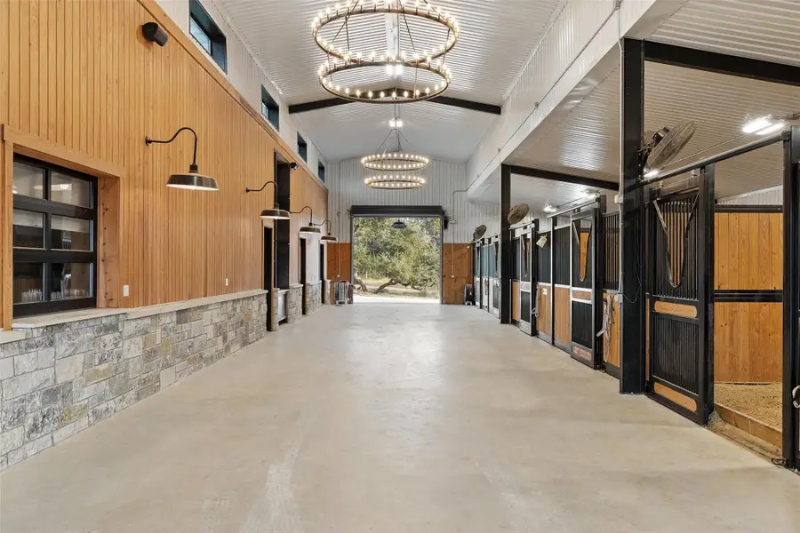 751 Prochnow Rd, Dripping Springs, TX 78620 - #2