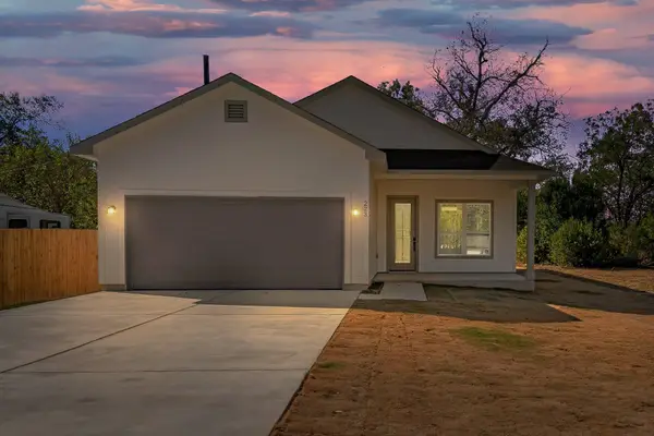 223 W Allen St, Bartlett, TX 76511