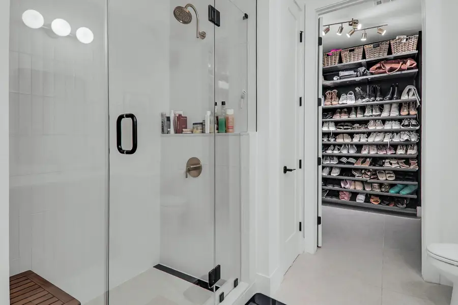 1701 Simond Ave #304, Austin, TX 78723 - #3