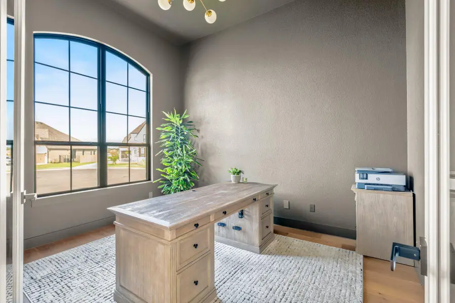 511 Irvine Cir, Liberty Hill, TX 78642 - Image #3