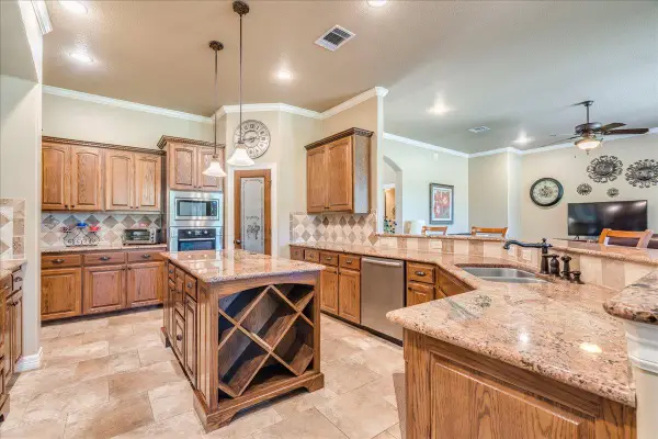 124 Layton Way, Georgetown, TX 78633