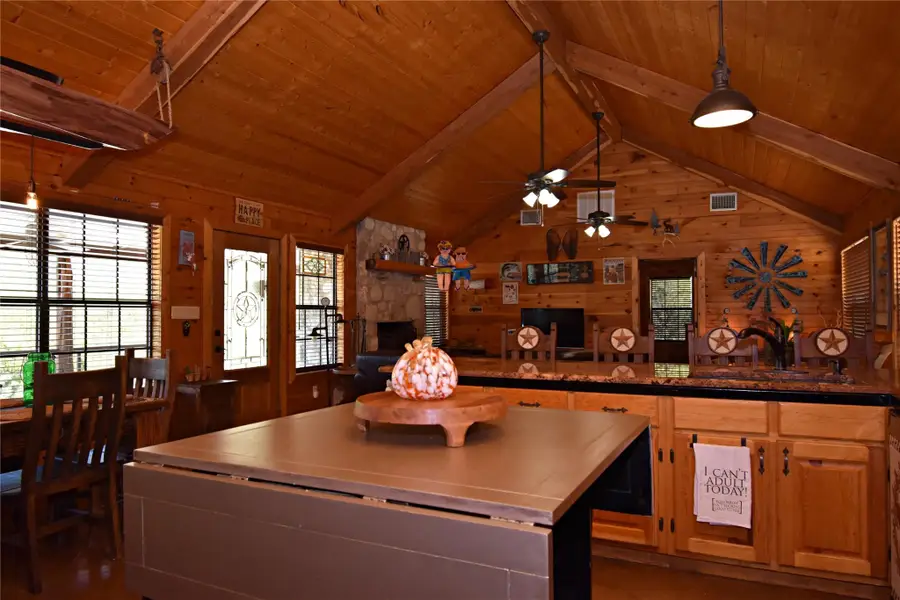 416 Canyon Oaks Dr, Concan, TX 78838 - Image #3