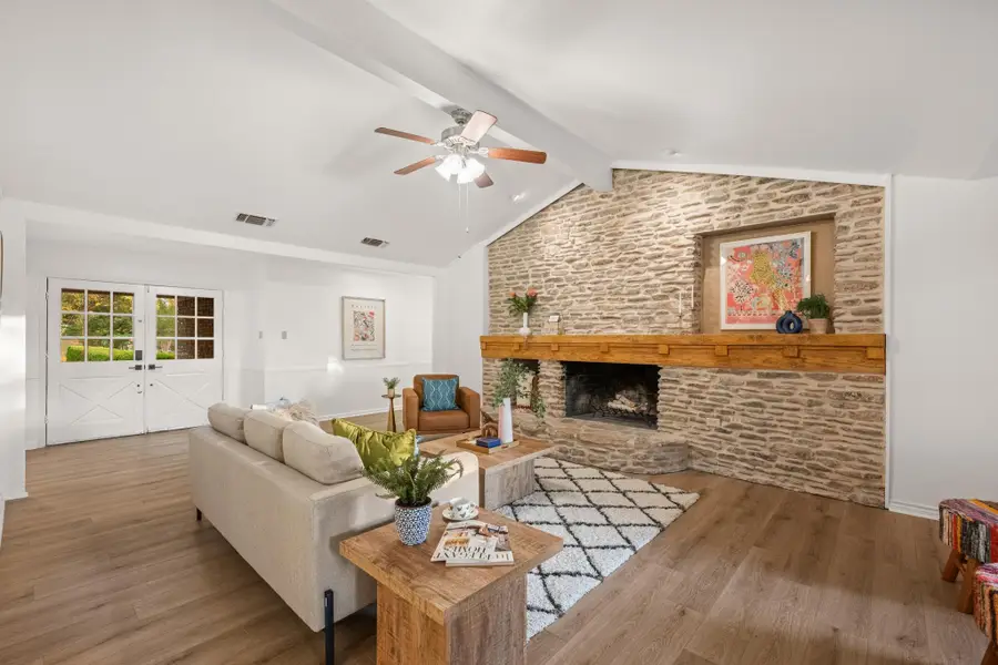 8400 Candelaria Dr, Austin, TX 78737 - #3