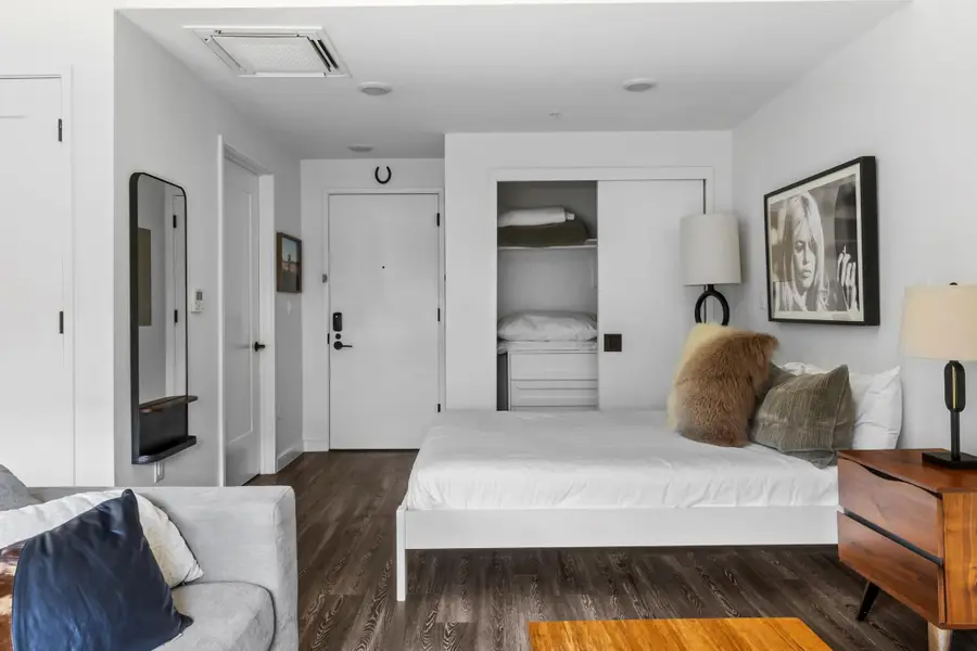 49 Navasota St #220, Austin, TX 78702 - #2