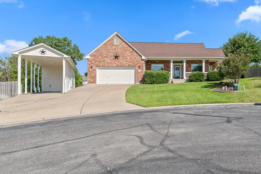 208 Blanco Dr, Hutto, TX 78634 - #2