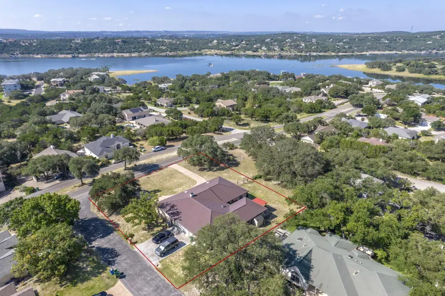 20632 Highland Lake Dr, Lago Vista, TX 78645 - Image #2