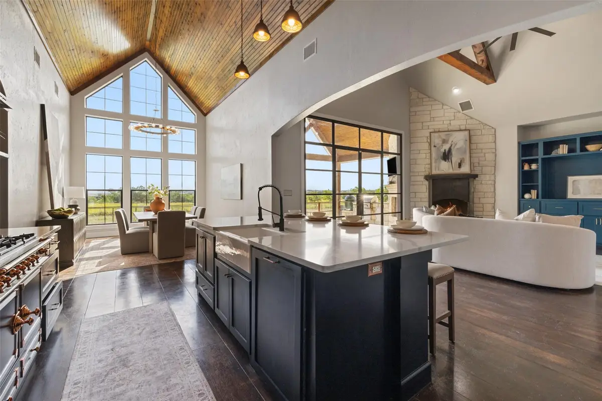 1652 County Road 307, Jarrell, TX 76537 - Image #1