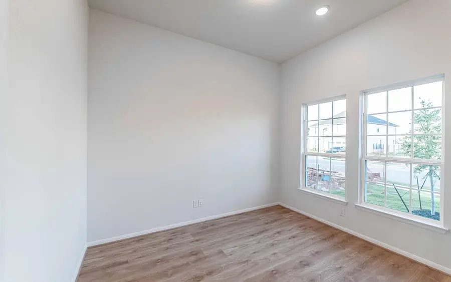 332 Hollister Dr, Liberty Hill, TX 78642 - Image #2