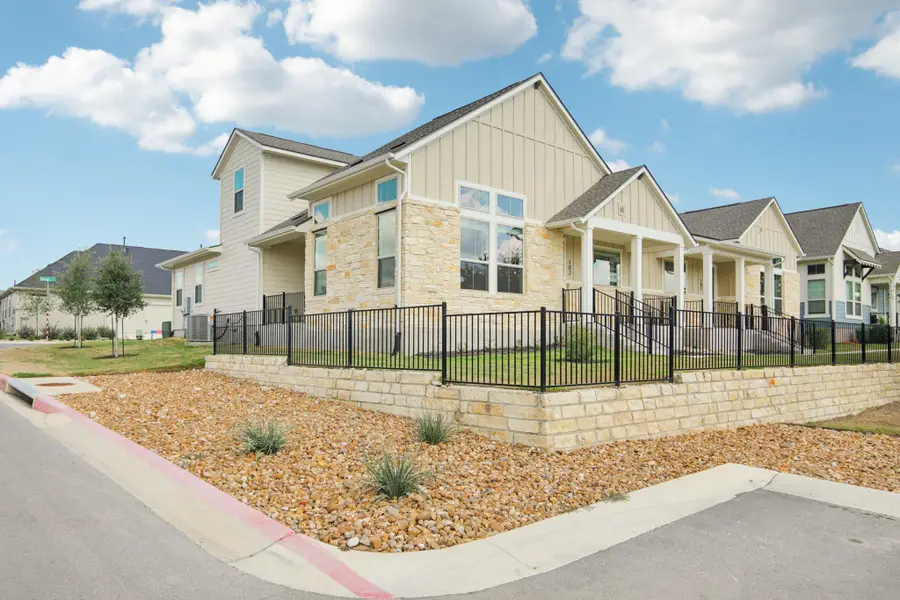 139 Stewart Dr #102, San Marcos, TX 78666 - Image #3