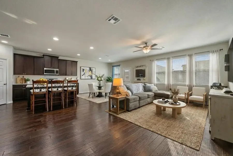 205 Magna Ln, Liberty Hill, TX 78642 - Image #2