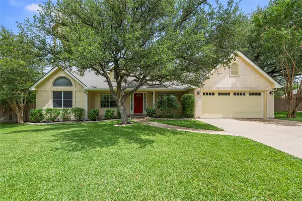 105 Oakmont Ct, Georgetown, TX 78628