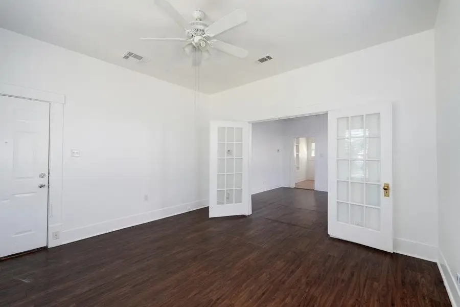 1205 E 12th St, Austin, TX 78702 - Image #2