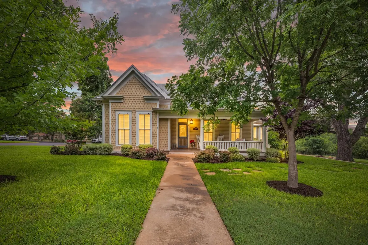 403 E 4th St S, Georgetown, TX 78626 - #1