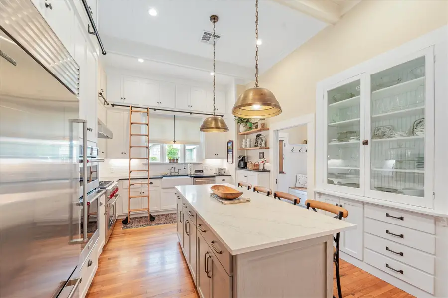 403 E 4th St S, Georgetown, TX 78626 - #2