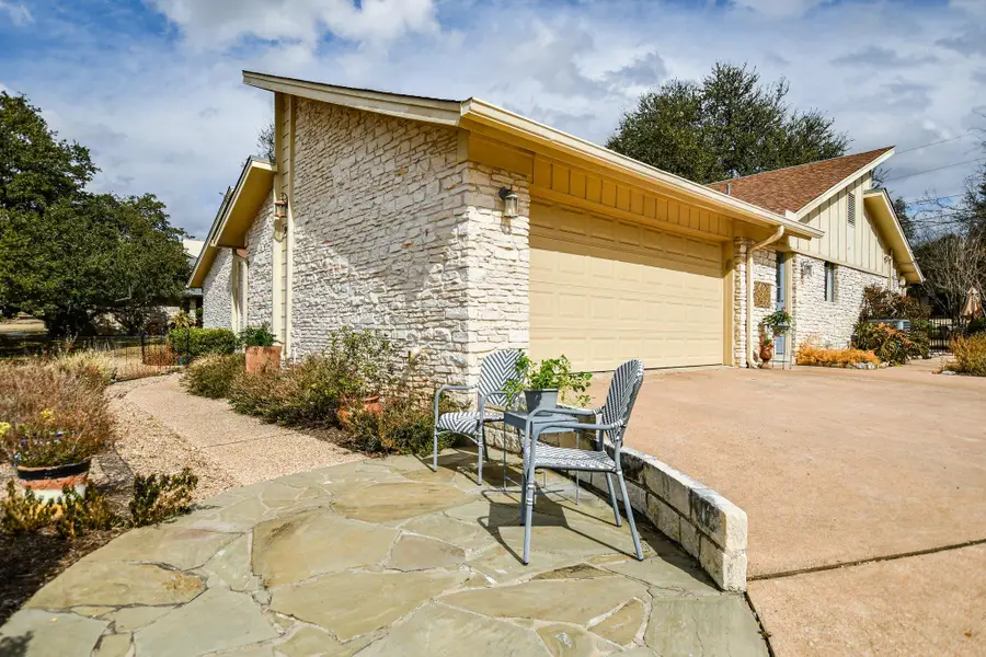 9016 Balcones Club Dr, Austin, TX 78750 - #3