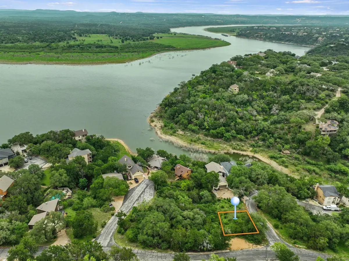 101 Center Cove Ii Loop, Spicewood, TX 78669 - #1