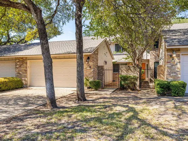 8216 Summer Side Dr, Austin, TX 78759