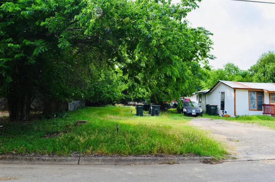 1011 Gravel St, San Marcos, TX 78666 - Image #3